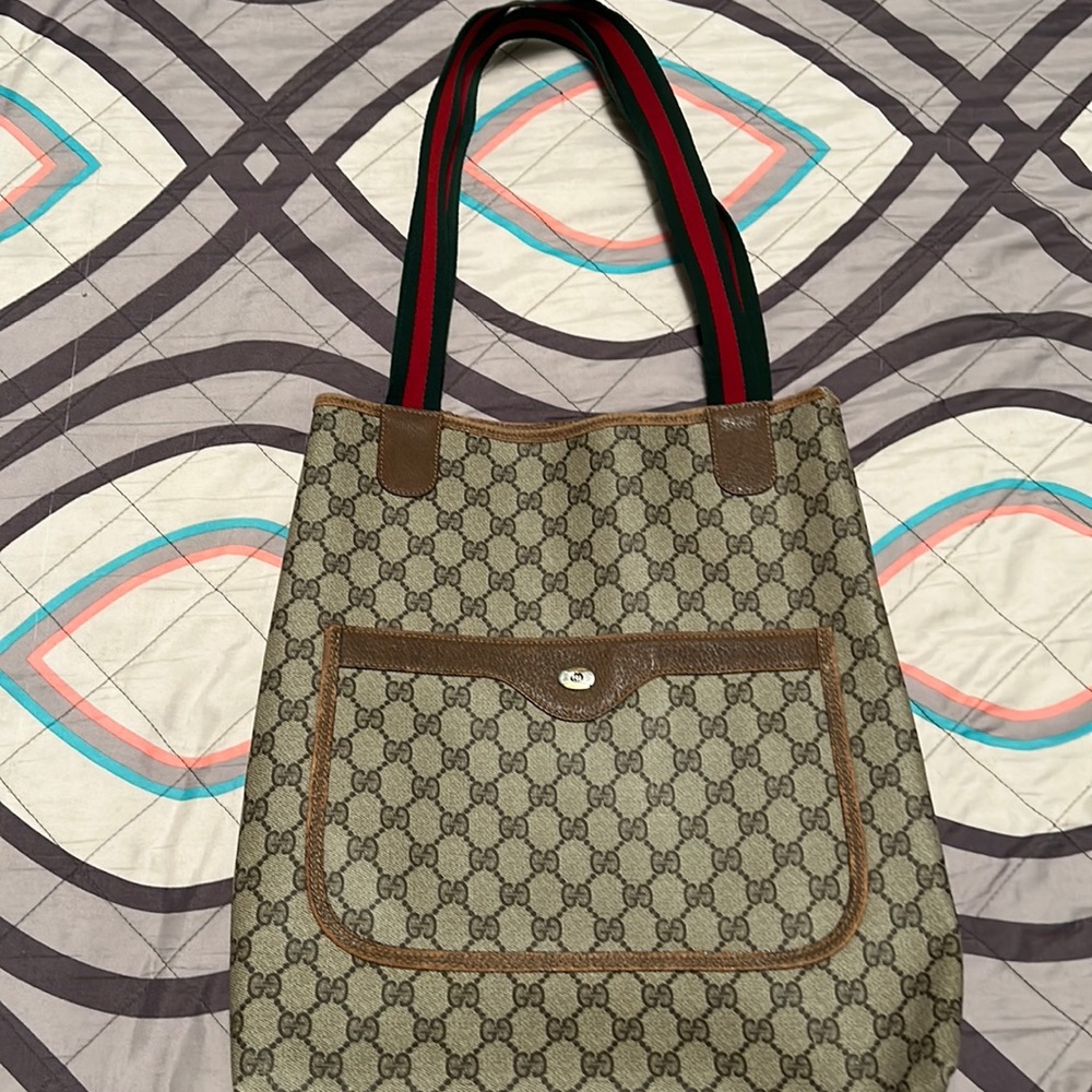 Gucci strap bag